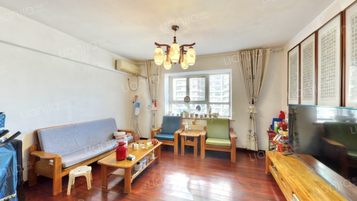 挚信樱花园二手房实景图