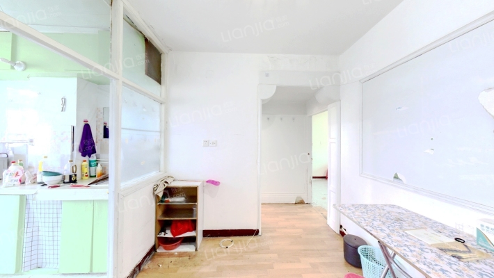 新日里小区二手房实景图