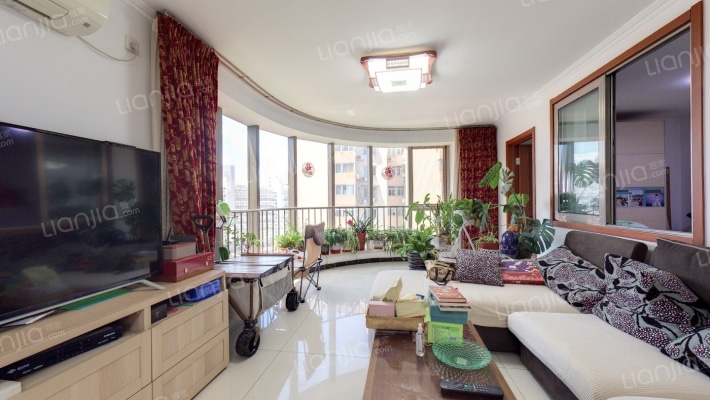 名人公寓二手房实景图