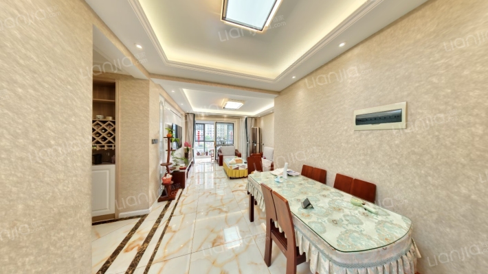 港龙华侨新城二手房实景图