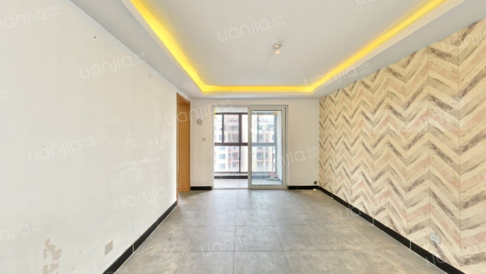 万科魅力花园二手房实景图