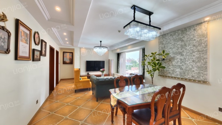 天府逸家二期二手房实景图