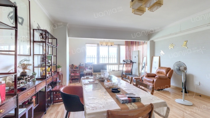 银来大厦二手房实景图