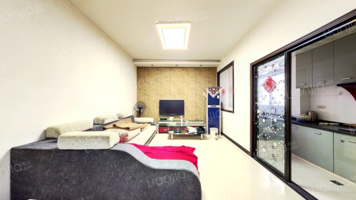 创泰安居大厦二手房实景图