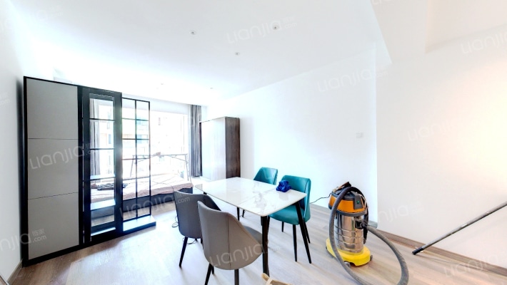 花园公寓二手房实景图