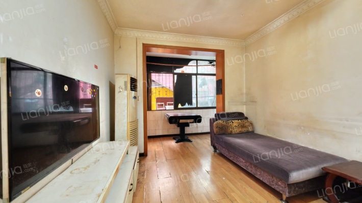 花果园街1号二手房实景图