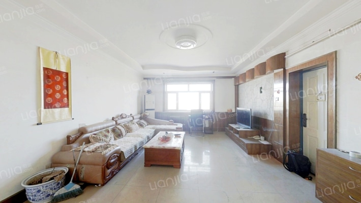 中保财政楼二手房实景图