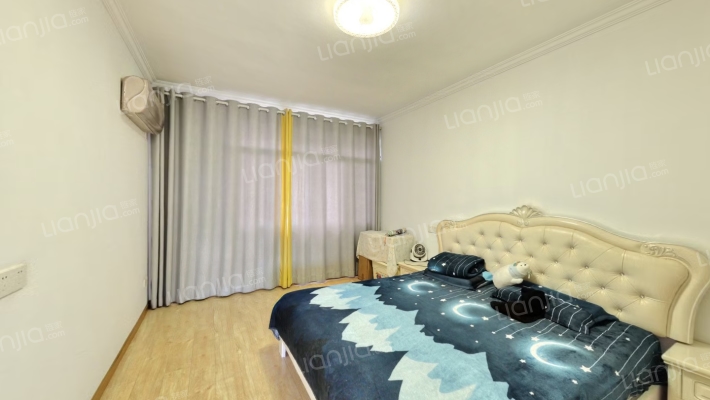 老政法小区二手房实景图