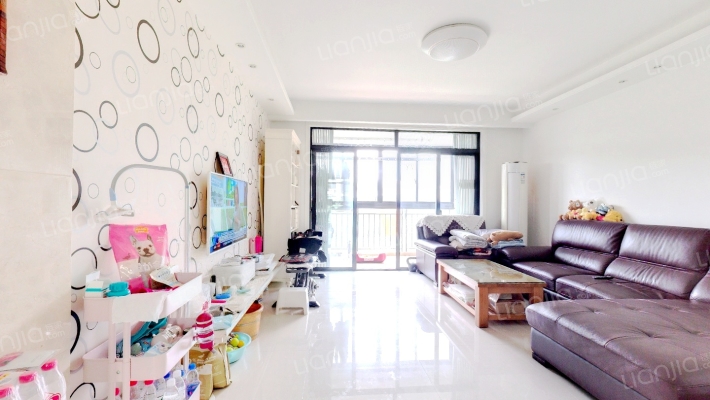 国际花都雏菊苑二手房实景图