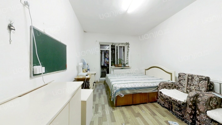 湖东小区农行宿舍二手房实景图