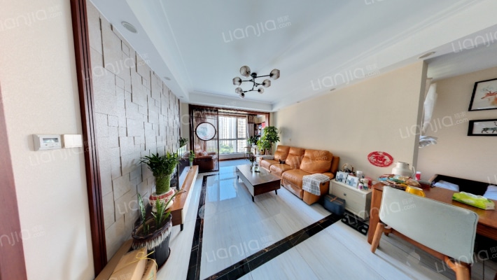 保利玫瑰湾二手房实景图