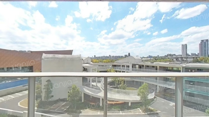 原岸二手房实景图