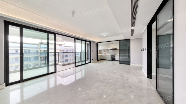 中国铁建领樾二手房实景图