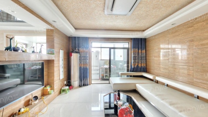 环球·黄金水岸二手房实景图