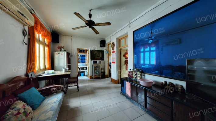 八一路电信宿舍二手房实景图