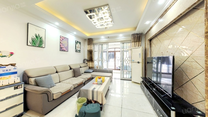 良基尚尊佳苑二手房实景图