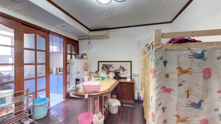 凤凰西街114号二手房实景图