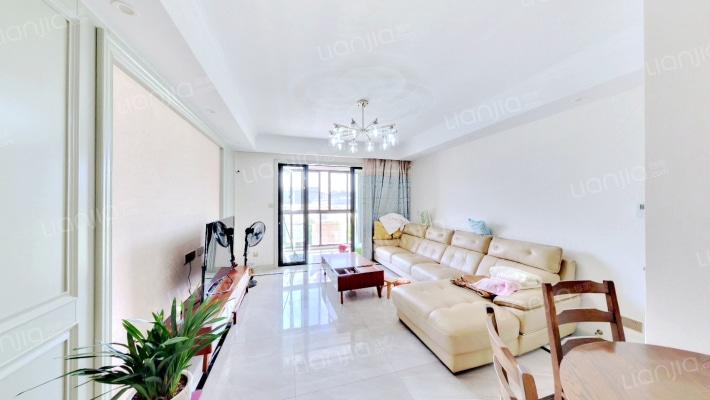 蓝庭公寓二手房实景图