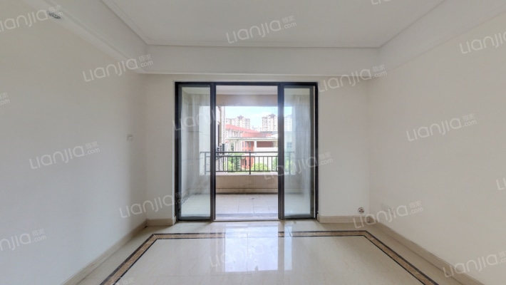 保利金香槟二手房实景图