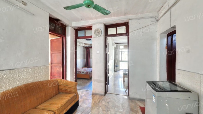 鹦鹉小道二手房实景图