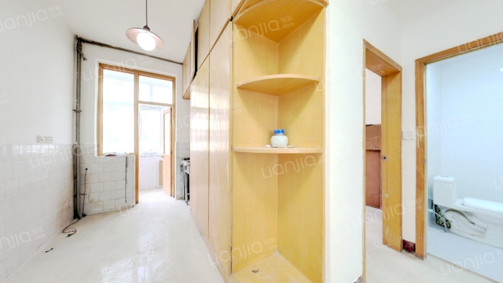 山西金融职业学院宿舍二手房实景图