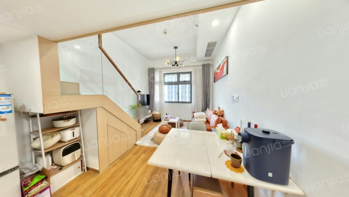 群升星河印象中心二手房实景图