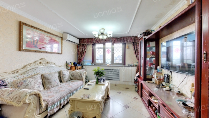 临泓路6号院二手房实景图