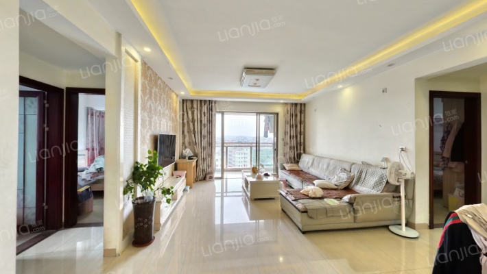 迎宾豪苑二手房实景图