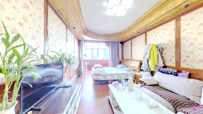 黄河路9号院二手房实景图