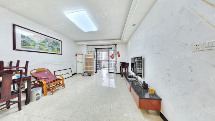 星晖.叠翠新城二手房实景图