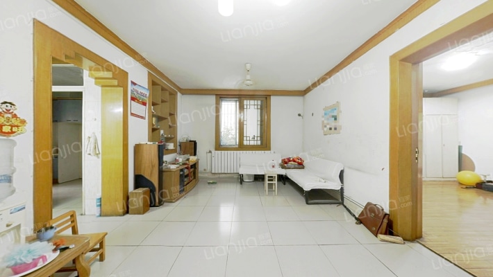 养育小区二手房实景图