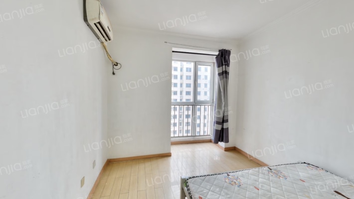 龙华城小区二手房实景图