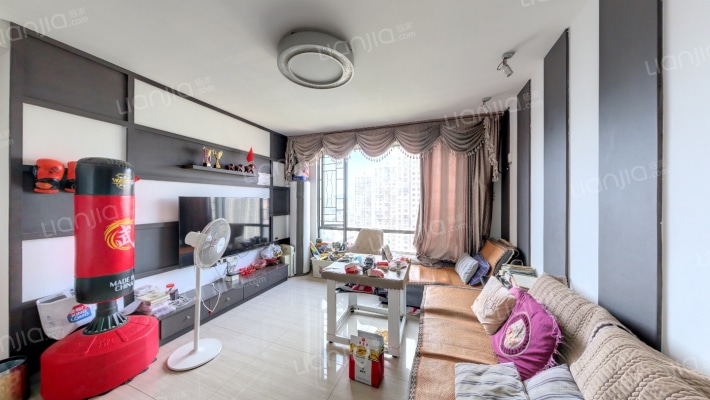 尊邸华庭二手房实景图