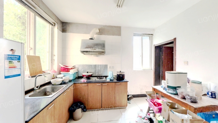 泾园二村北区二手房实景图