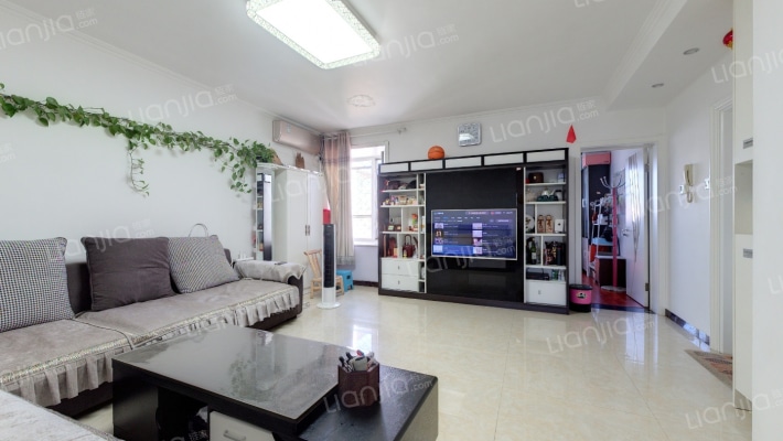 隆曦园C区二手房实景图