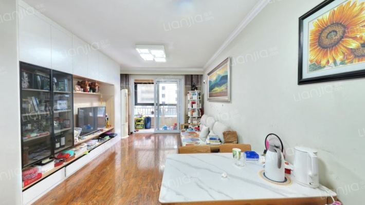 万科蓝山一期二手房实景图