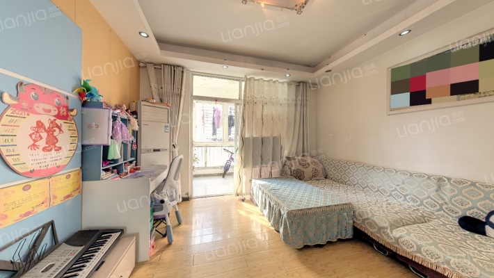 龍栖村二手房实景图