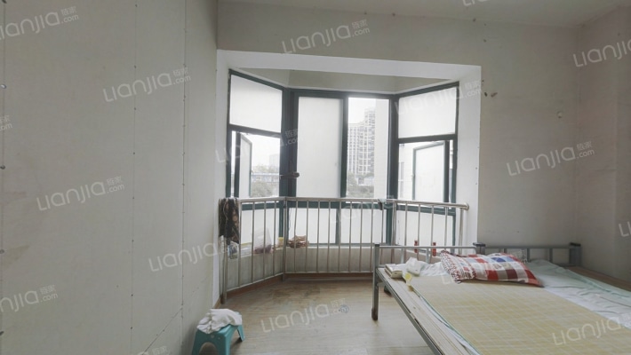 白云锦园二手房实景图