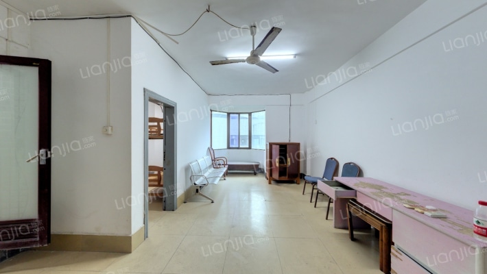 四海花园二手房实景图