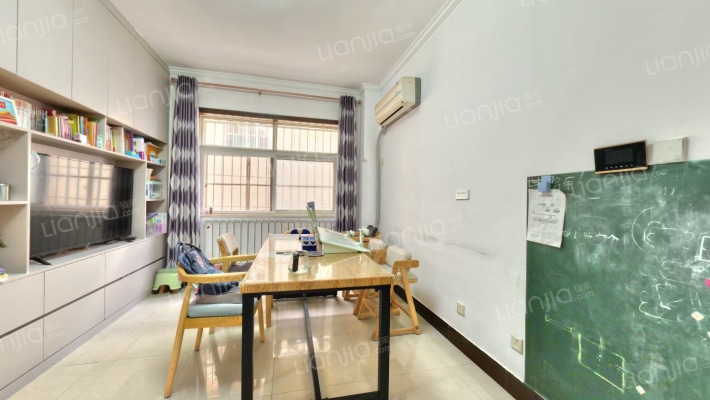 农杂公司小区二手房实景图