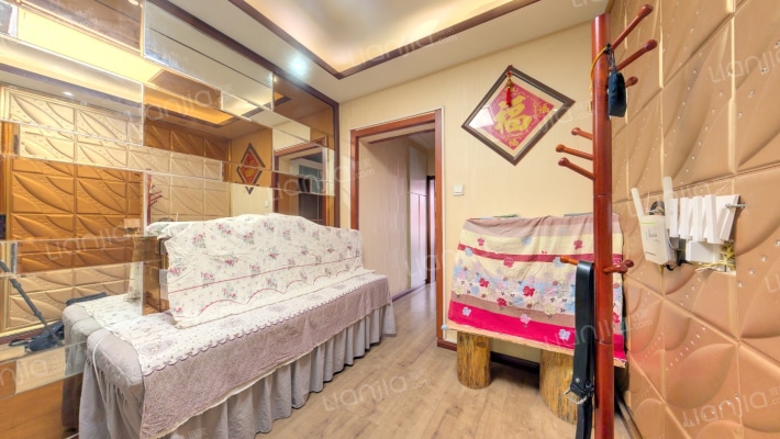 新华小区二手房实景图