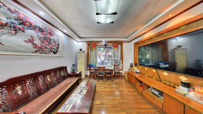 河畔华苑一期二手房实景图