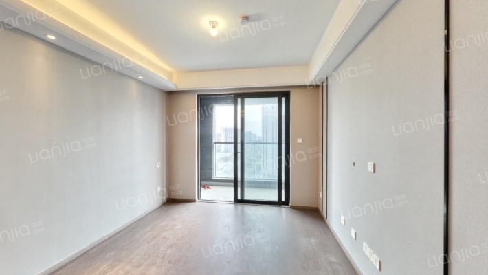 融创时代中心二手房实景图