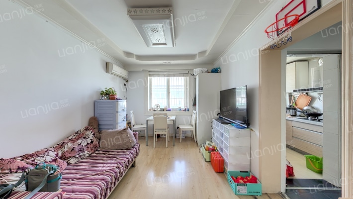 沿山河新村二手房实景图