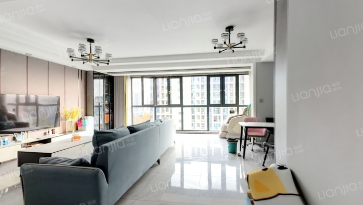 水韵华庭一期二手房实景图