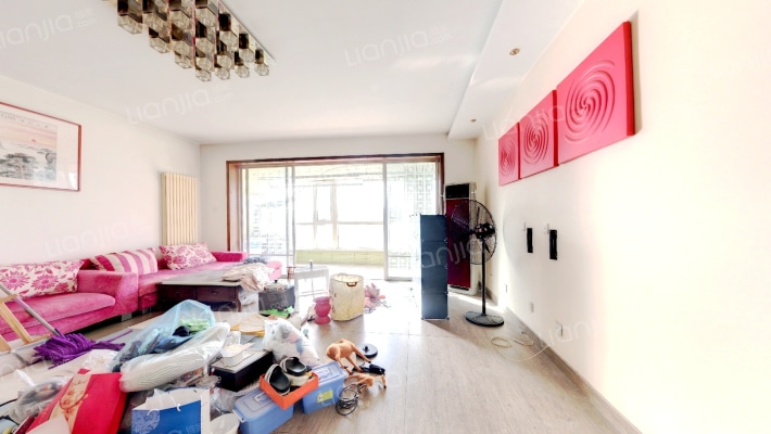 嘉日花园二手房实景图