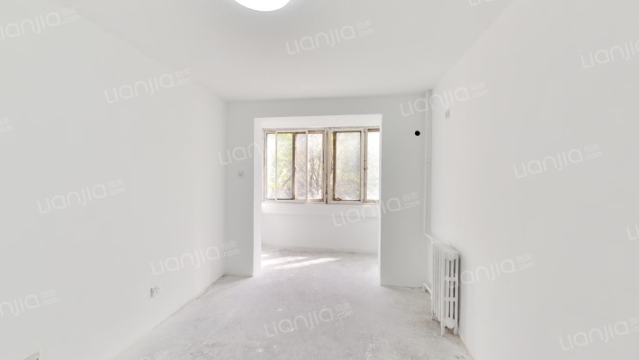 卢沟桥南里甲八号院二手房实景图