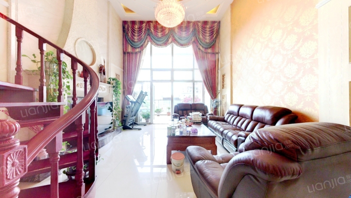 莱茵河畔二手房实景图