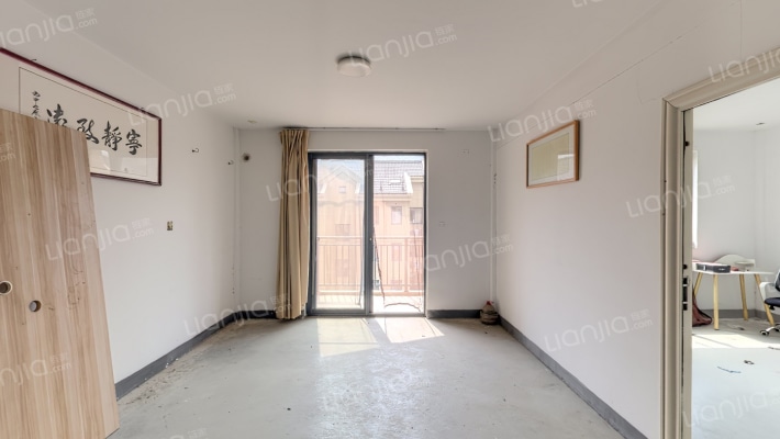 云龙嘉苑三期二手房实景图