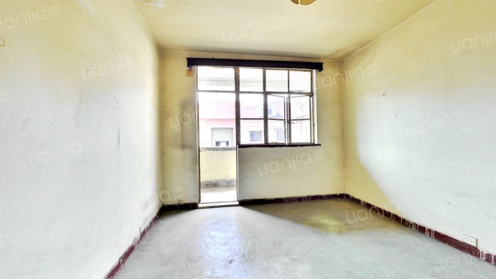 虹储小区二手房实景图